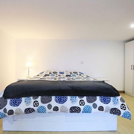 Bright Sao Domingos Apartments Виана до Кастело Екстериор снимка