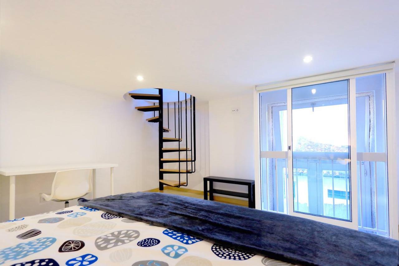 Bright Sao Domingos Apartments Виана до Кастело Екстериор снимка